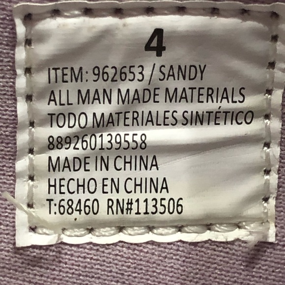 Khombu Girl’s Sandy Closed Toe Athletic Sandals - Picture 8 of 8